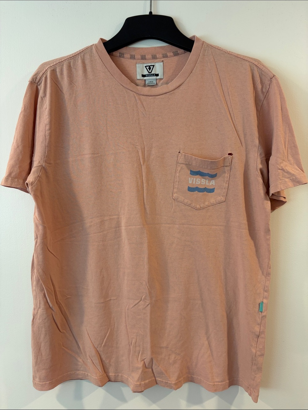 VISSLA Short-Sleeve Pocket Tee in Dusty Rose